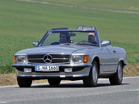 Die velourssitze sind häufig „fertig. Mercedes-Benz 500 SL (R107) '1980-89