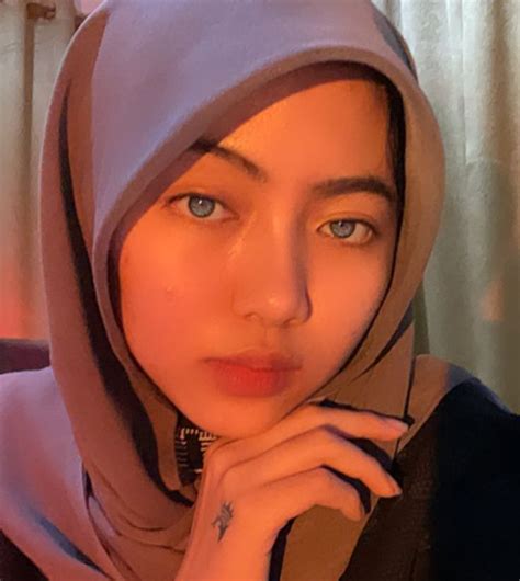 Biodata Aura Kirana Lengkap Umur Dan Agama Gamer Cantik Istri Dari