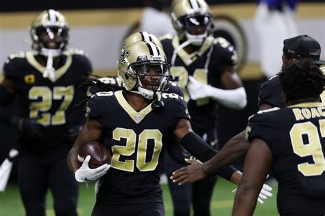 There are countless ways in which you can wager on an nfl game and with up to 16 matches a week and at times, 14 games on a sunday, being selective in your wagering is one of the most important. Saints at Raiders | Week 2 Betting Advice | NFL Picks | BetUS