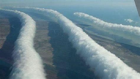 Awesome Rare Wave Clouds Pictured In Australia Amazing Extreme Odd