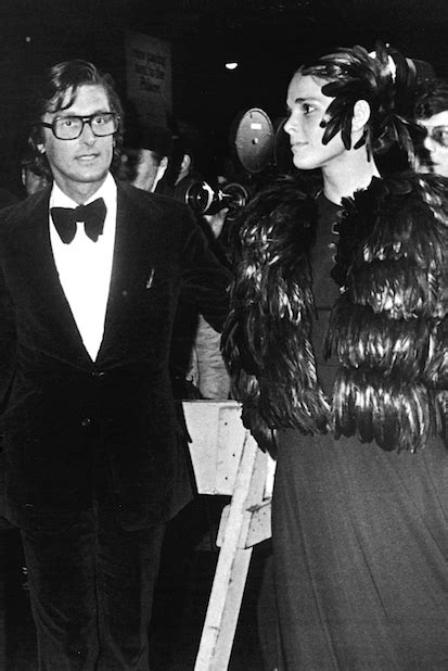 Robert Evans And Ali Macgraw Arriving At The Premiere Of The Godfather
