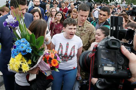 Moscow Swaps Nadiya Savchenko For Russians Captured In Ukraine Russia