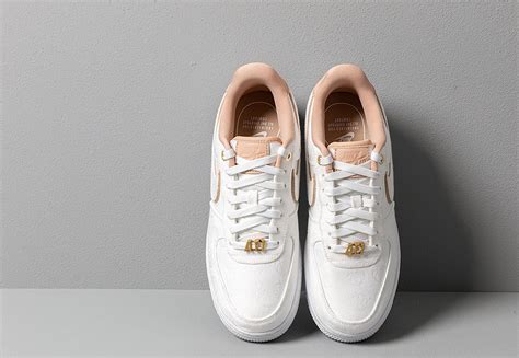 Dressed in a white, metallic gold, and bio beige color scheme. Nike Wmns Air Force 1 '07 Lx White/ Bio Beige-white ...