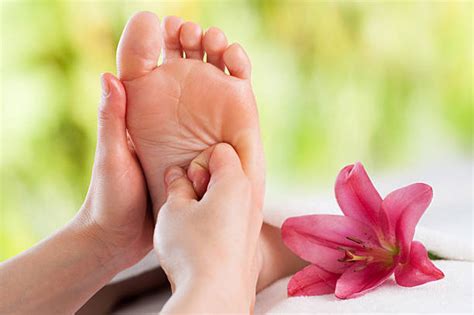 10 Benefits Of Foot Massagers