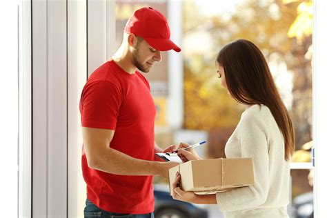 We Are The Leading Online Courier Delivery Service In The Uk To