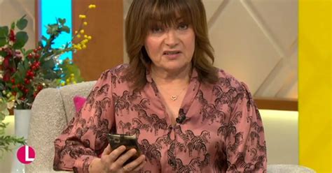 Lorraine Kelly Red Faced As Viewers Spot Rude Image On Her Blouse