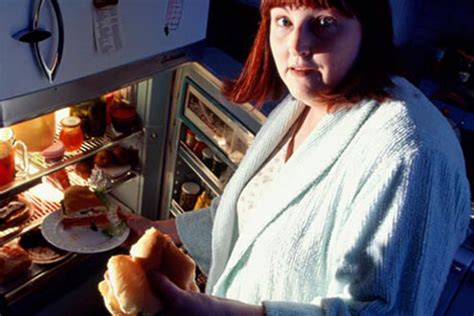 Understanding Eating Disorders S3 Photo Of Woman Binging At Night