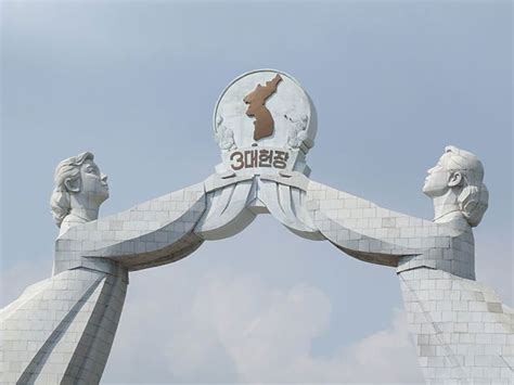 North Korean Leader Kim Jong Un Removes Monument Signaling Split From