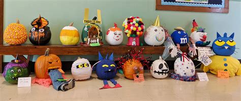 Bell Top Classes Compete In Pumpkin Decorating Contest East Greenbush Csd