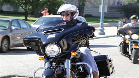 10 Facts About Biker In Chief Vp Mike Pence Hdforums