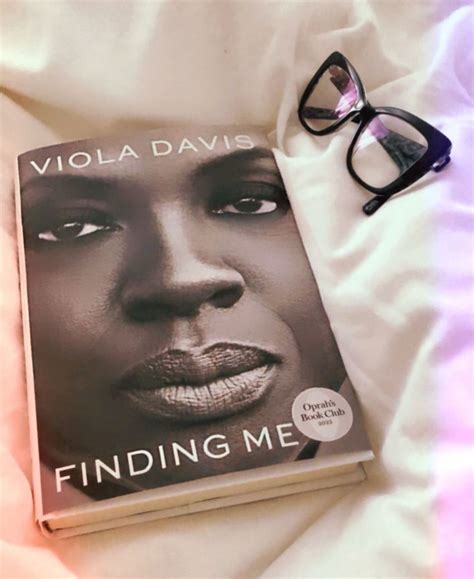 3 Life Lessons From Oprah Viola Davis Netflix Special Event Finding Me In 2022 Viola