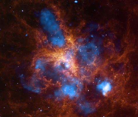 Astronomy Cmarchesin Tarantula Nebula 30 Doradus 30 Doradus And The