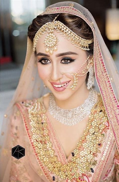 Pinterest • Bhavi91 Beautiful Indian Brides Indian Bridal Makeup Bridal Jewelery