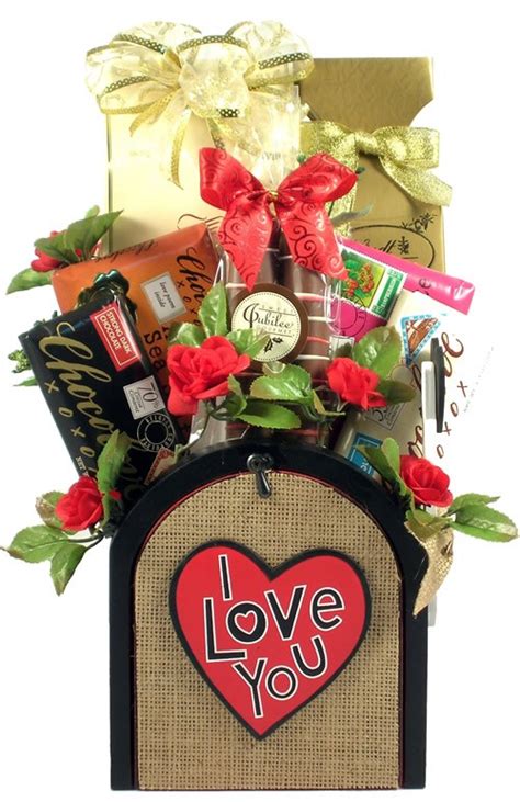 I Love You Romantic T Basket