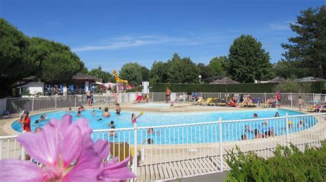 Camping Le Nauzan Plage In Poitou Charentes Charente Maritime Vaux