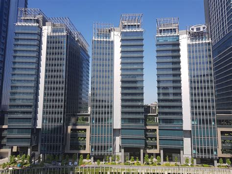 Looking for a chic event space in kuala lumpur? KL Eco City | Alucobond®