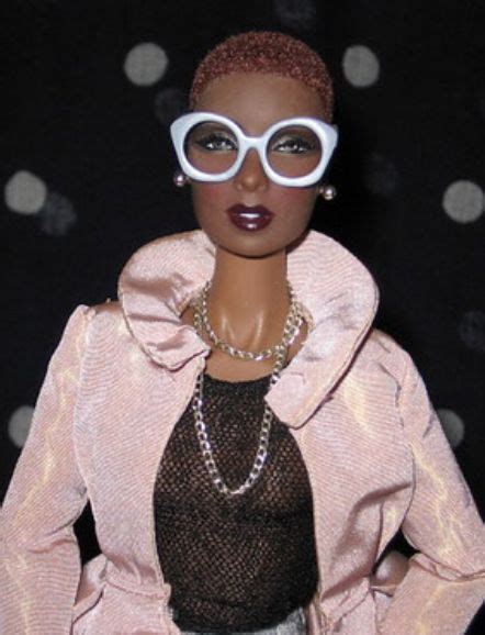Pin By 🏦⚜teryl⚜🏦 On Afro Barbie Oval Sunglass Style Afro