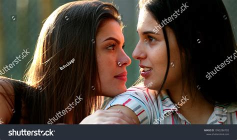 Lesbian Girlfriends Candid Kiss Intimate Moment Foto Stok 1993286702