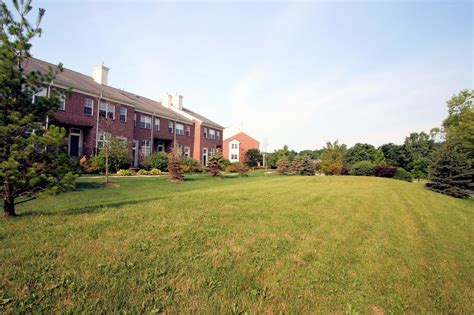 We have listed all of the non profit organizations in brentwood, california. Brentwood Square Condos, Ann Arbor | Ann Arbor Townhouse ...