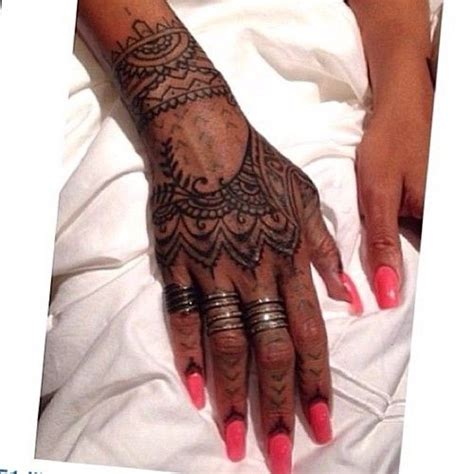 Rihanna Hand Tattoo Henna Tattoo Hand Tribal Hand Tattoos Mandala