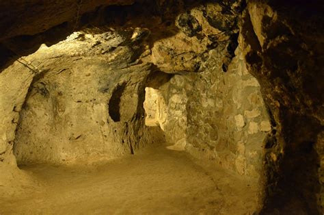The Underground City Of Derinkuyu Was A Refuge For 20000 People — What
