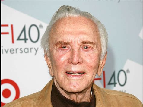 Kirk Douglas Fête Ses 101 Ans Télé Star