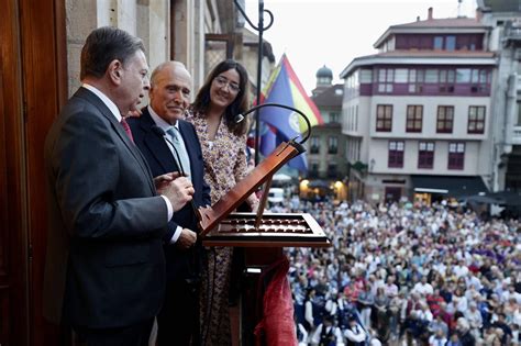 En fotos: Oviedo da la bienvenida a San Mateo con pregón y el chupinazo