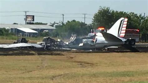 Historic Plane Crashes At Texas Airport 13 Passengers Onboard Survive