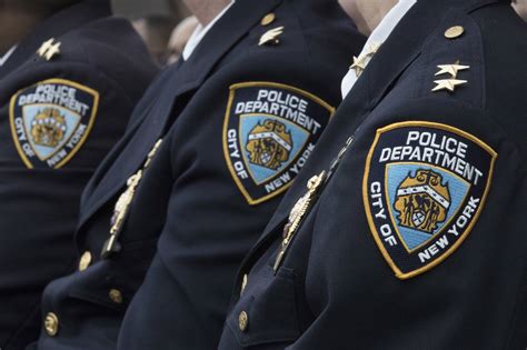 Nypd Officer Arrested On Drug Trafficking Charges Wsj