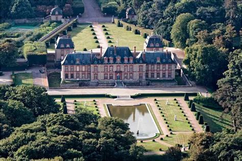 Best Castles Near Paris Historic European Castles