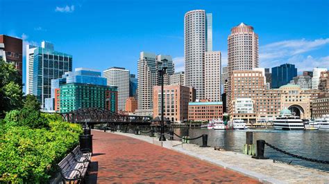 Fort Point Channel Boston Travel Guide