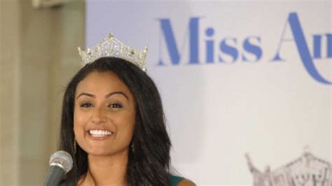 Indian Origin Miss America Nina Davuluri Considers Herself Girl Next Door