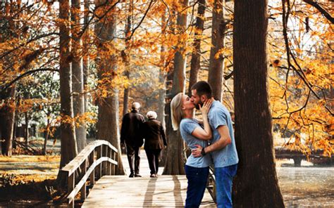 20 Fall Activities For Couples