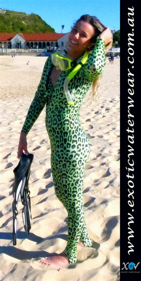 snorkel in style in a uv sunprotection stingersuit full body swimwear snorkel swimwear