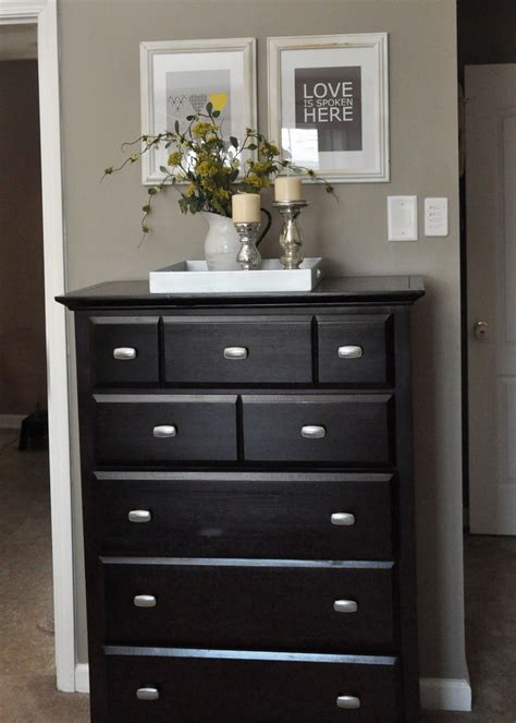 20 Decorating Tall Chest Of Drawers
