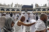 Hajj pilgrimage sees over 1m Muslims gather in Saudi Arabia's Mecca ...