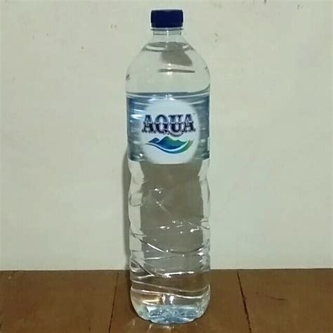 Jual Air Mineral Aqua Botol Besar 1500 Ml 15 Ltr Kemasan Satuan Shopee Indonesia
