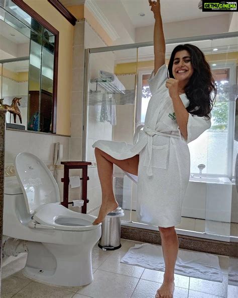 Shenaz Treasurywala Instagram Whats The One Thing You Hate Sharing