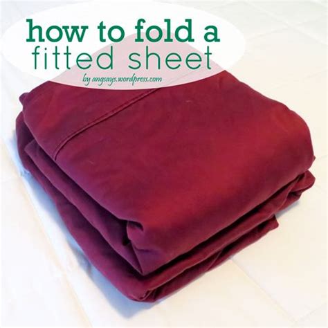 How To Fold A Fitted Sheet The Easy Way How To Fold Sheets Fitted Sheet Folding Fitted Sheets