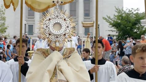 Holy Initiative Eucharistic Processions Nationwide Catholicism Pure