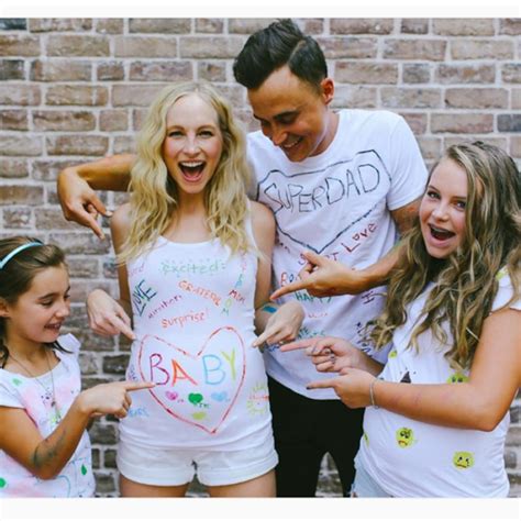 Vampire Diaries Star Candice Accola Is Pregnant Actress Expecting