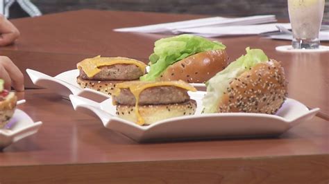 Chef Christina Wilson Whips Up Delicious Burgers On Valley View Live Youtube