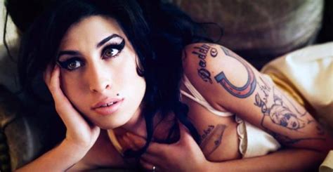 Drogas Ausencias Y Relaciones Tóxicas Amy Winehouse La Artista Que Dejó La Vida En Cada