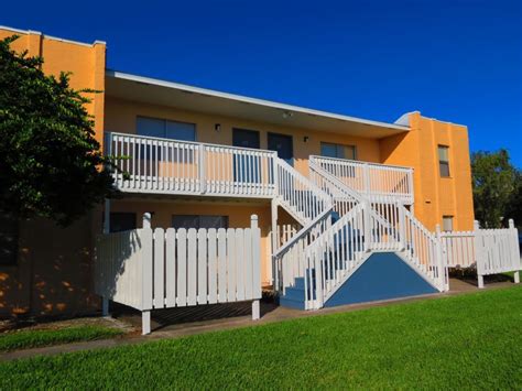 Choose from more than 55 properties, ideal house rentals for families, groups and couples. Marina Vista Apartments, Daytona Beach FL - Walk Score