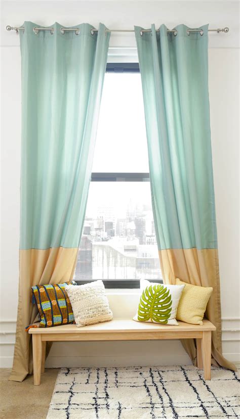 How To Hang Curtains Dos And Donts Apartment Therapy
