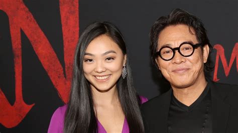 Jet Li Con Su Hija Jane Y Michelle Yeoh La Momia La Tumba Del Gambaran