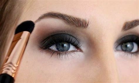 Pin Auf Eye Make Make Up