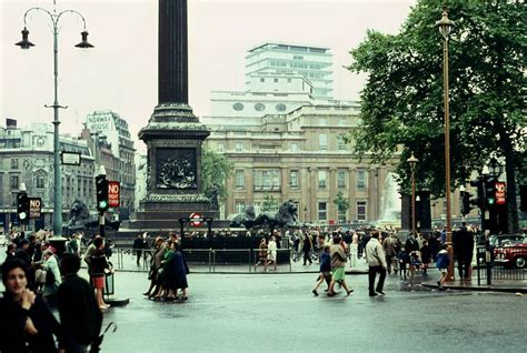 Great Colour Photographs Of London In 196869 By Rb Reed