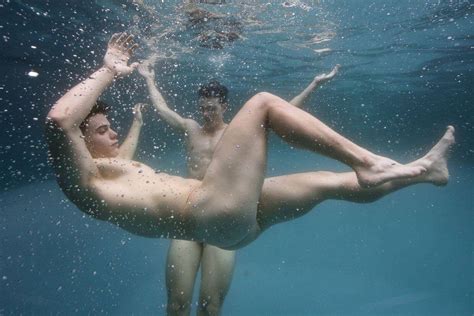 Underwater Men Naked Underwater