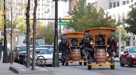 You Can Now Drink And Ride A Pedal Pub In Detroit Michigan Capitol